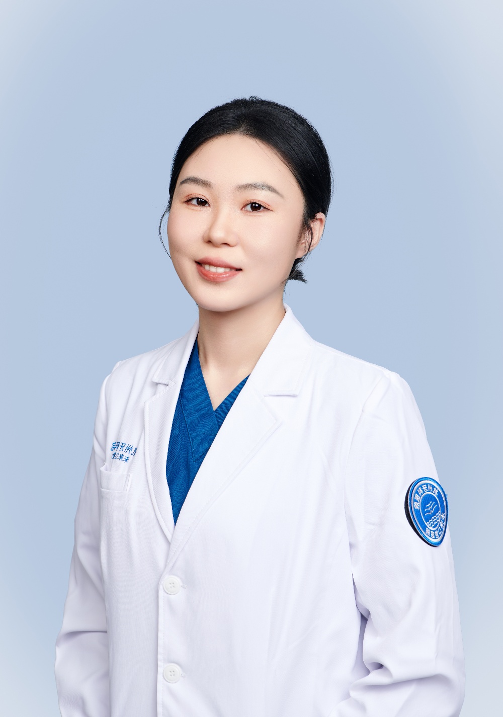 杨丽